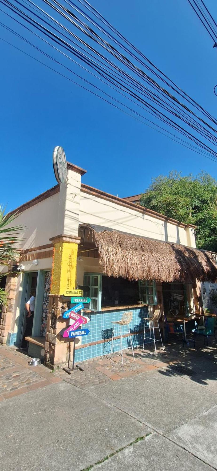 Yolo Hostel ميديلين المظهر الخارجي الصورة